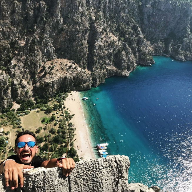 Survivor'a gidemeyince otostopla kendini yollara vurdu - Resim: 2