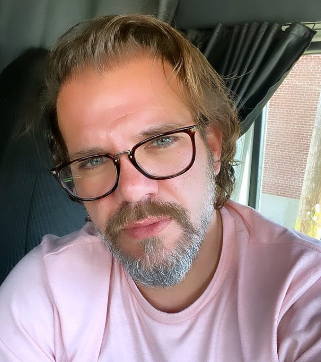 Tolga Karel'den nostaljik paylaşım! Gençlik fotoğrafını görenler tanıyamadı - Resim: 3