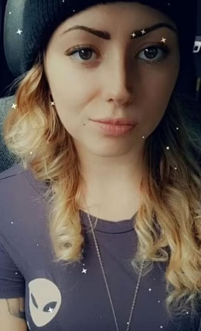 Kızıyla gittiği parkta genç kadın hayatının şokunu yaşadı: Beni takip edip... - Resim: 2