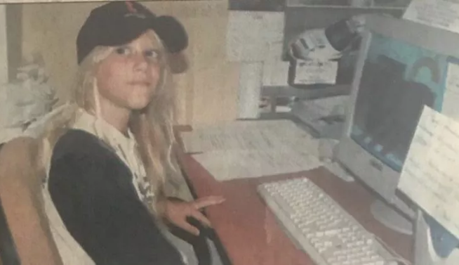 Serel Yereli'nin eski hali görenleri şoke etti öğrencilik yıllarında bakın nasıl - Resim: 4