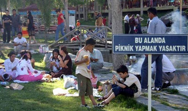 Yurdum insanından kahkaha bombaları - Resim: 3