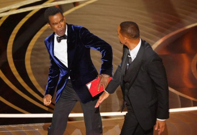 Will Smith tokattan sonra coşmuş! Partide dikkat çeken haller - Resim: 2