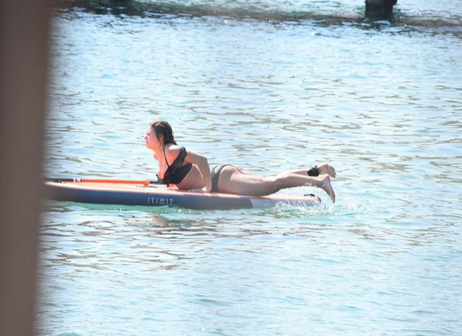 Ebru Şallı'nın aşkı Uğur Akkuş Alman kız arkadaşıyla görüntülendi ortalık sallandı - Resim: 4