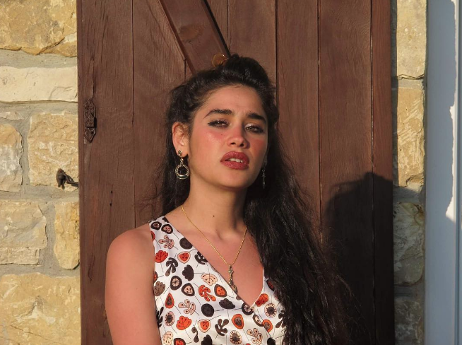 Meltem Miraloğlu ülkeyi terk etti son hali olay Hayat Devam Ediyor'da ünlenmişti - Resim: 3