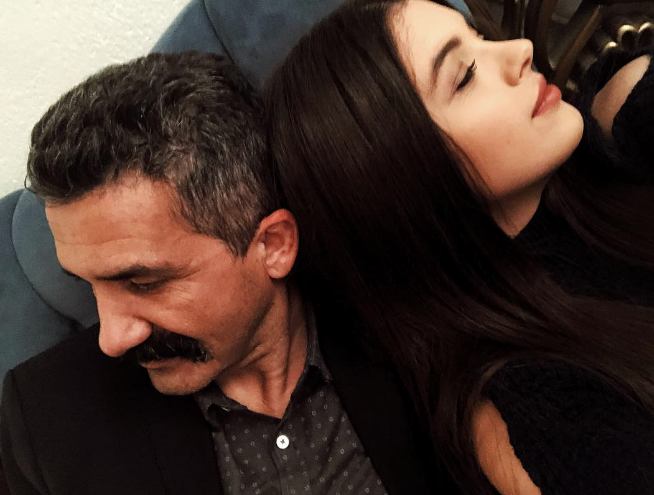 TRT'nin Kalk Gidelim dizisi hız kesmiyor! Genç oyuncu kadroya dahil oldu - Resim: 4