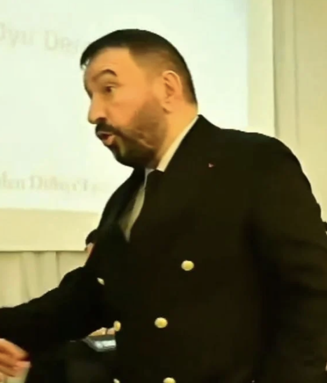 Mustafa Topaloğlu sahnede uyarı alınca sahneyi terk etti - Resim: 3