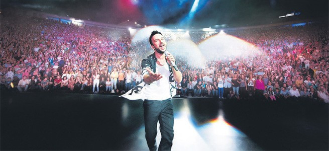 Tarkan'dan seyircilere fırça! Onunla uğraşmaktan... - Resim: 4