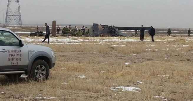 Ankara'da askeri helikopter düştü - Resim: 3