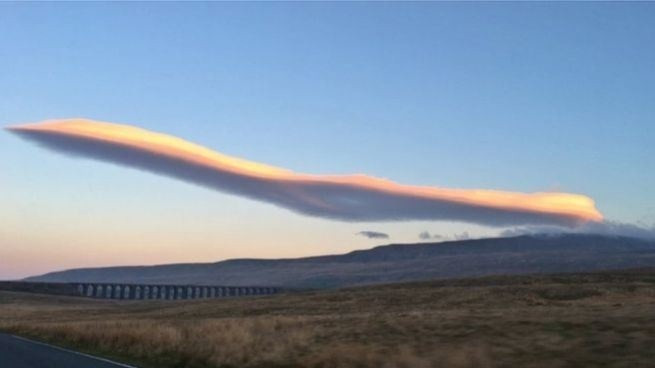 Gökyüzünde bir anda bu görüntü belirdi ve... - Resim: 1