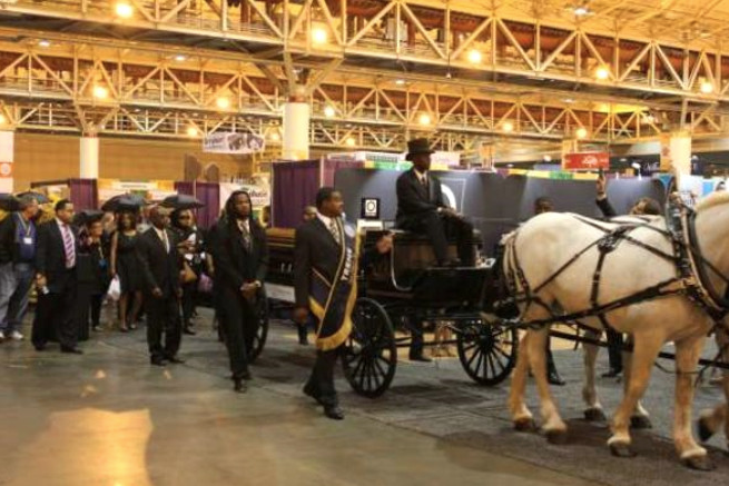 Bu gördüğünüz genç aslında bir ölü gerçekler şoke ediyor - Resim: 4
