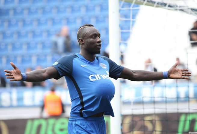 Galatasaray yeni golcüsüyle anlaşma sağladı! İşte yılın transferi - Resim: 3