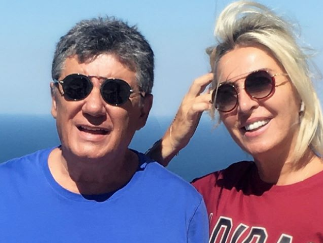 Tarık Ünlüoğlu'nun cenazesi! Eşi Gülenay Kalkan ve kızı Zeynep kahroldu - Resim: 4