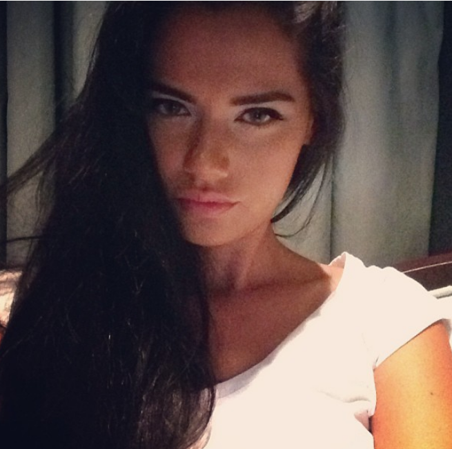 Survivor'a damga vurmuştu! Yerli Adriana Lima denilen Fatmagül Fakı evleniyor - Resim: 1