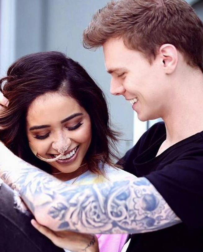 Tedavi masrafını ünlü futbolcu üstlenmişti! Hayata tutunamadı - Resim: 2