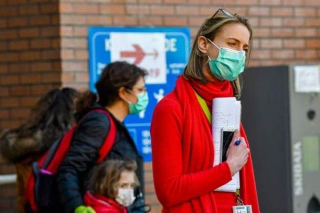 Koronavirüs patladı asker sokağa indi okullar kapandı bağışıklık yalan oldu - Resim: 4