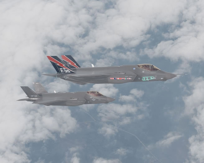 F-35 ilk bombasını bıraktı - Resim: 1