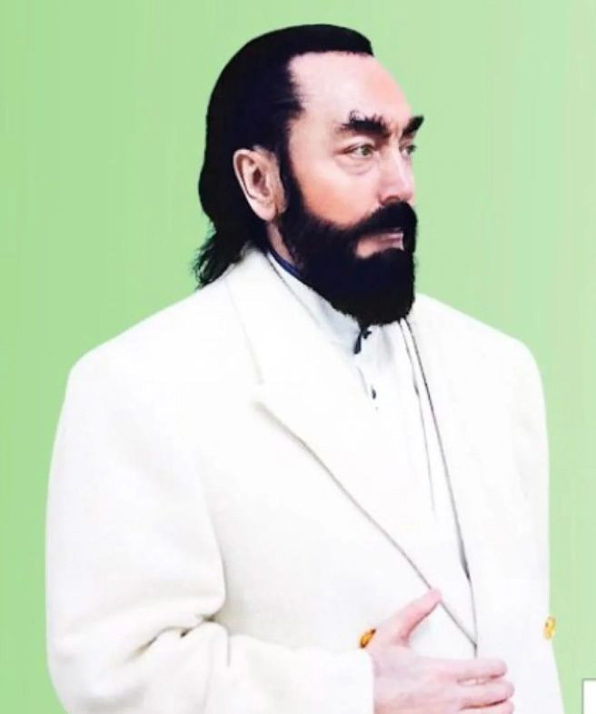 Adnan Oktar'ın kediciğiydi, Damla Pamir bakın şimdi ne halde! Yeni hayatı gündem oldu - Resim: 1