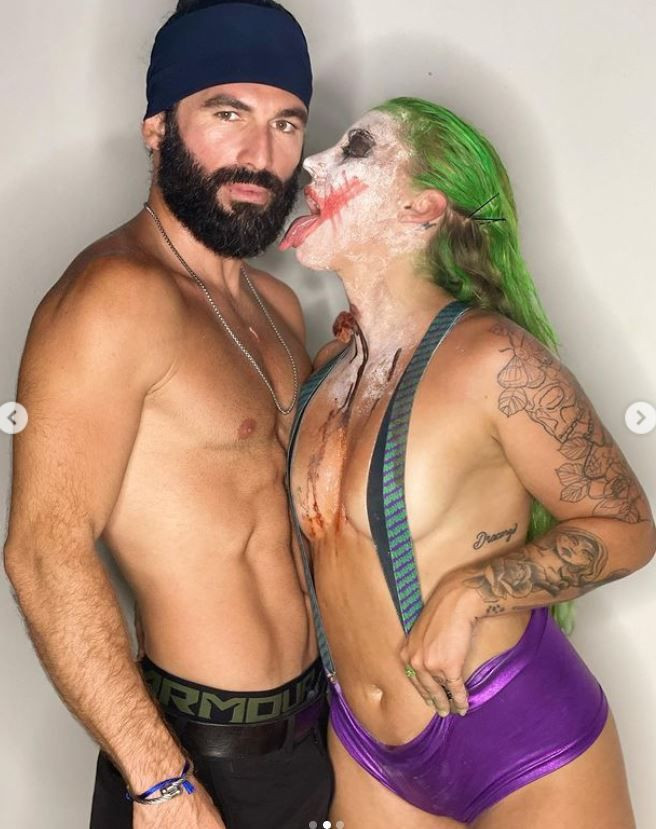 Survivor şampiyonu Turabi'den kadınlarla çıplak pozlarını eleştirenlere 'namus' cevabı - Resim: 2