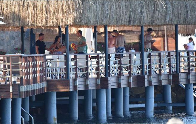 Kıvanç Tatlıtuğ'un oğlu Kurt Efe ilk kez görüntülendi! Adeta babasının kopyası - Resim: 4