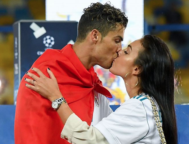 Ronaldo ile Georgina Rodriguez'den bomba karar - Resim: 1