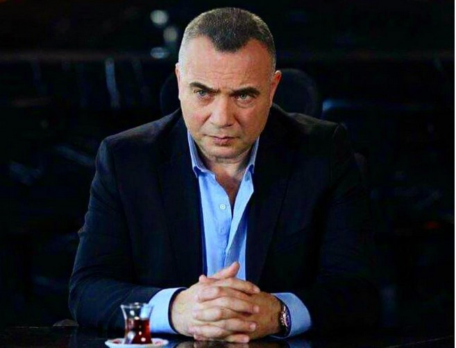 Oktay Kaynarca paylaştı! Eşkiya'nın finalinde ne olacak? - Resim: 1