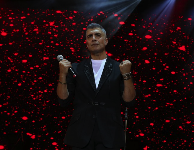 Özcan Deniz veda konuşmasıyla herkesi meraklandırmıştı! Gizemli konuşmasıyla herkesin içine kurt düşürdü - Resim: 1