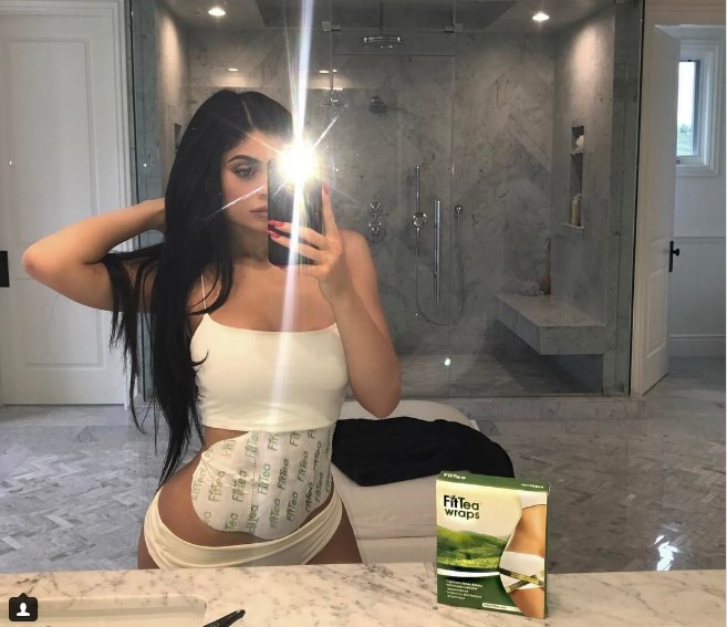 Kardashian instagram'dan ne  kadar kazanıyor - Resim: 2