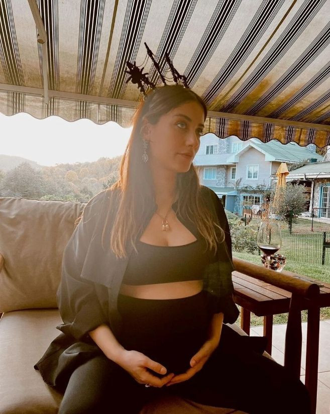 Hazal Kaya, kızı Süreyya Leyla'nın ilk fotoğrafını paylaştı! Takipçilerinden yorum yağdı - Resim: 3