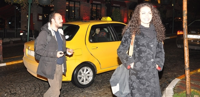 Sessiz sedasız apar topar evlendi iddialar bomba gibiydi - Resim: 2