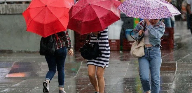 Meteoroloji saat verip uyardı! Türkiye sağanak yağış ve fırtınanın etkisine giriyor - Resim: 4