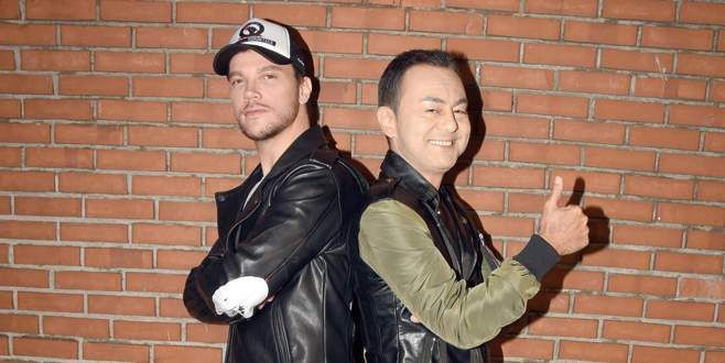 Sinan Akçıl MS hastalığı ile mücadele eden Serdar Ortaç'a doktor buldu - Resim: 1