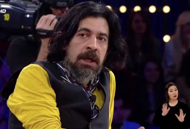 Okan Bayülgen: Beni Cumhurbaşkanı'na şikayet ettiler, 2.5 sene işsiz bıraktılar - Resim: 2