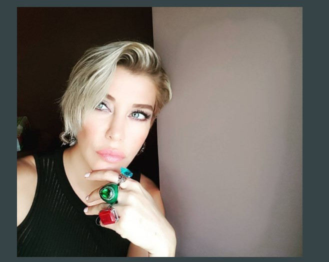 Deniz Akkaya'ya yeni imaj uğurlu gelmedi - Resim: 4