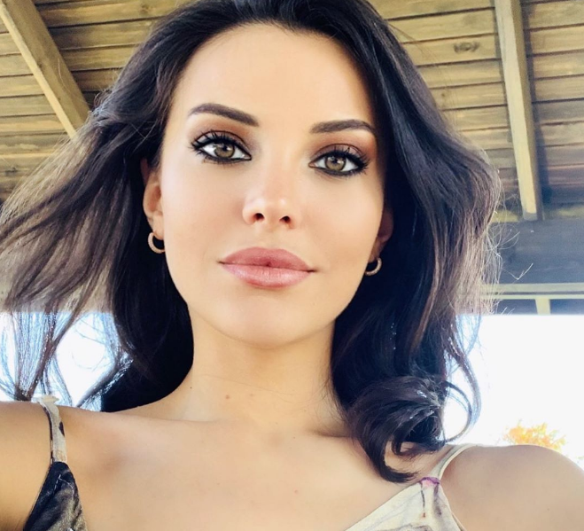 Tuvana Türkay bikinili pozunu paylaşınca sosyal medyayı ikiye böldü - Resim: 4