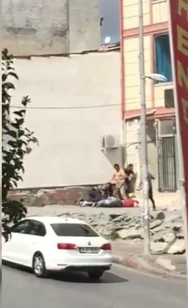 Avcılar'daki silahlı çatışma anları kameralara yansıdı - Resim: 4