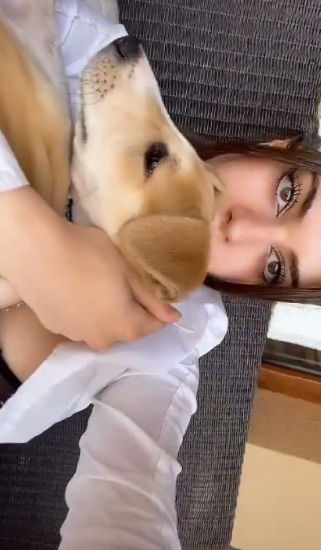 Derin Talu olay pozuyla tepki çekti Defne Samyeli'nin küçük kızı sınırları aştı - Resim: 4