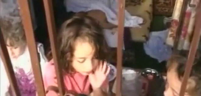 Gören hayrete düşüyor sakallı kadın ağızları açık bıraktı - Resim: 1