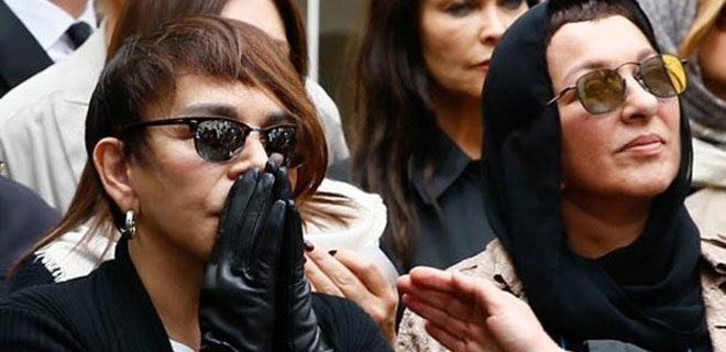 Sezen Aksu'ya büyük vefasızlık cenazede yoktular - Resim: 1