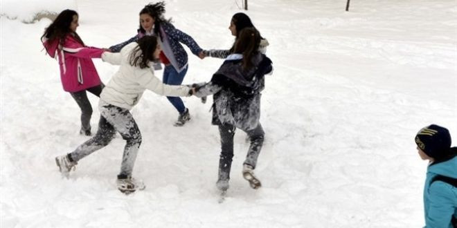Ankara hava durumu fena kar bastırdı okullar tatil mi 6 Ocak valilik tatil duyurusu - Resim: 1