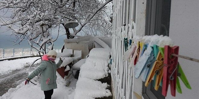 Eğitime kar engeli! İşte bugün okulların tatil edildiği illerin tam listesi - Resim: 1