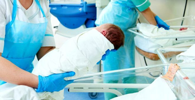 Melek yüzlü hemşirenin yaptıkları 8 annenin yüreğine ateş düşürdü! Hastane harekete geçti - Resim: 1