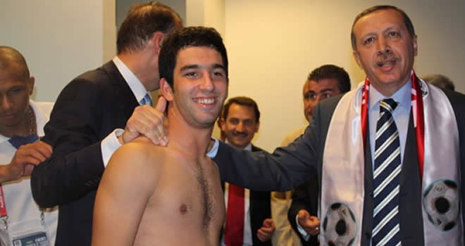 Arda Turan kapak attı : Şimdi siz yalaka dersiniz.. - Resim: 3