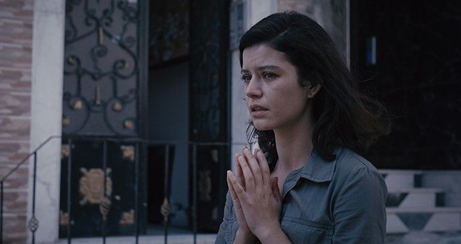 Atiye dizisine büyük şok Buket Uzuner dava açtı! Kitap ve dizinin benzerliğine şaşıracaksınız - Resim: 3