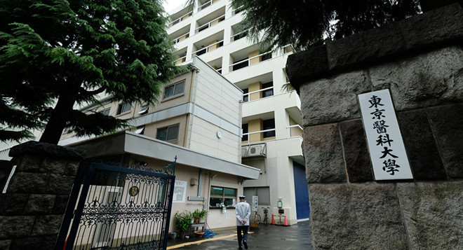 Öğrencilerini sekse ikna etmek kolay dedi ve...Ülkede olay oldu - Resim: 2