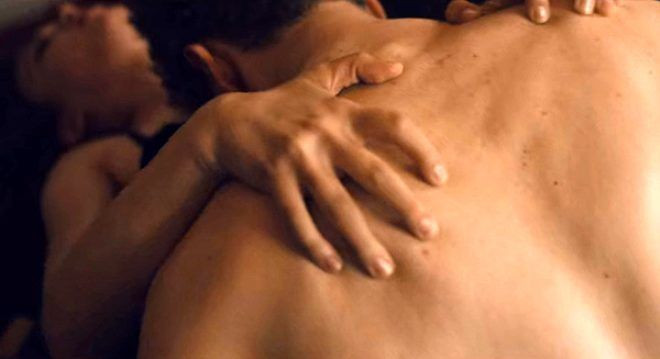 Atiye'de Beren Saat'in ardından Metin Akdülger'in Melisa Şenolsun'la sevişmesi olay oldu - Resim: 4