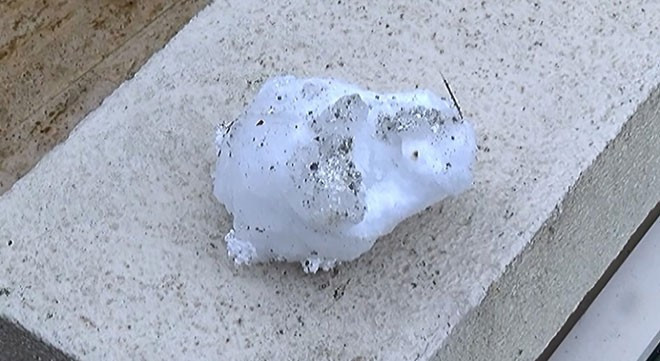 İstanbul'da akılalmaz olay! Gökten düştü her şeyi parçaladı - Resim: 1