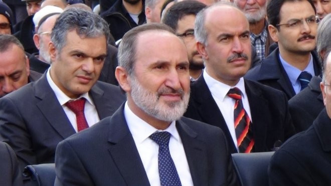 Ekrem Keleş kimdir aslen nereli kitapları ve hayatı  - Resim: 2