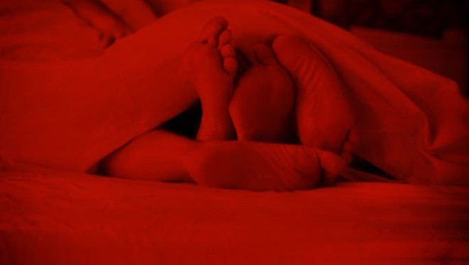 Gerdek gecesi geline büyük şok! Damadın halası ve annesi... - Resim: 1