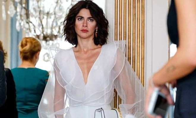 FOX TV Yasak Elma dizisinden ayrılıyor! Nesrin Cavadzade Nilperi Şahinkaya da bırakmıştı - Resim: 2