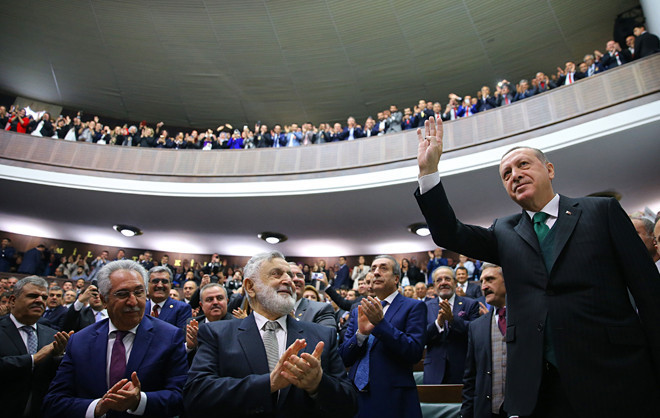 AK Parti grubunda sürpriz isim! O da mı istifa ediyor? - Resim: 3